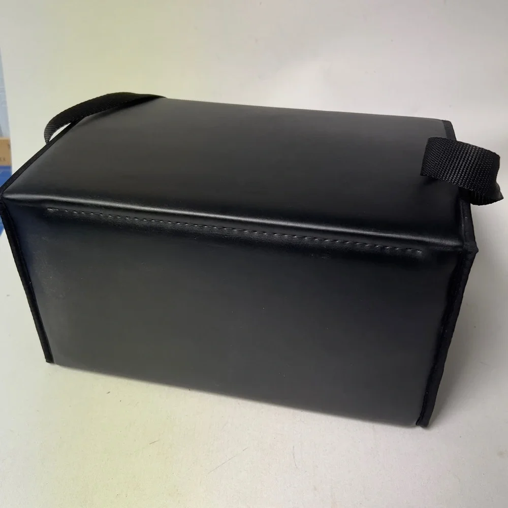 NIKON Camara Accessories Case NWOT